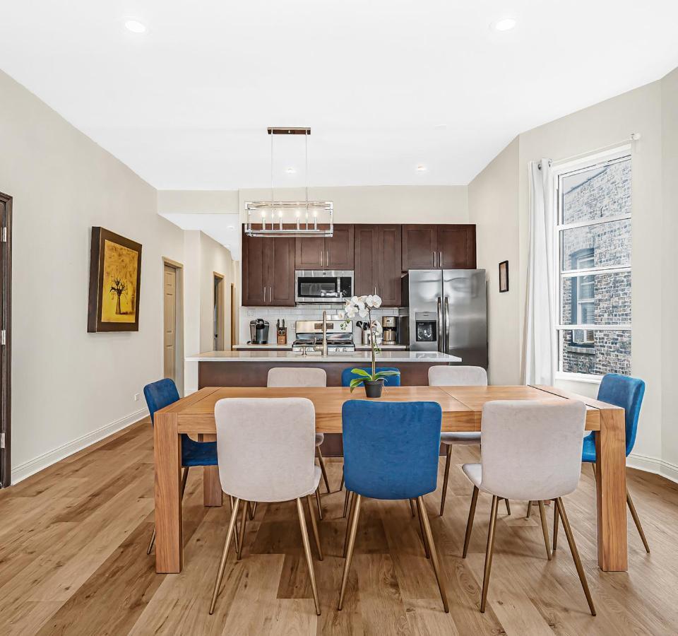 Spacious 5-Br Apt Next To Transit Free Parking Chicago Extérieur photo