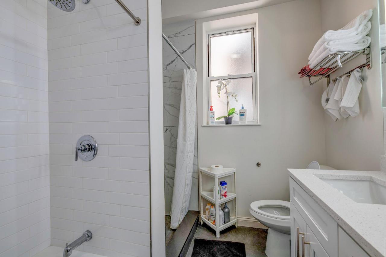 Spacious 5-Br Apt Next To Transit Free Parking Chicago Extérieur photo